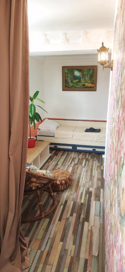 Inessa Center Budget Room Кишинёв Экстерьер фото